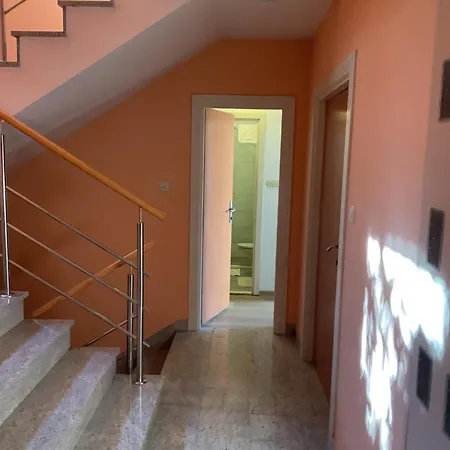 Apartment Lulic